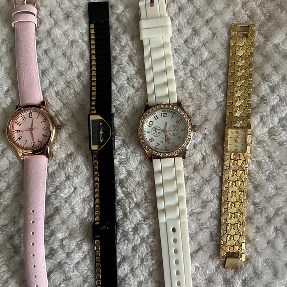 Womens watch lot. - Picture 1 of 11